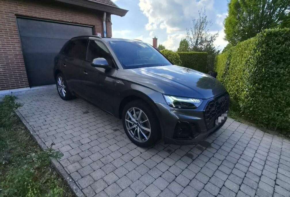Audi PHEV 55 TFSIe Q Competition S tronic (270 kW)