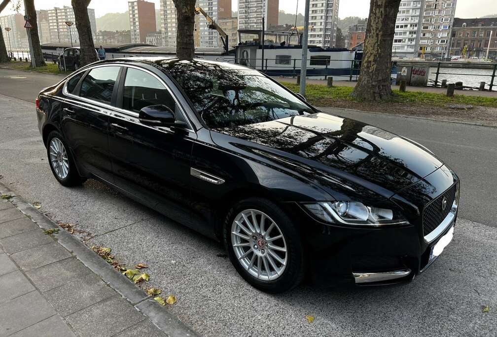 Jaguar 2.0 L  Euro6d  Caméra  GPS