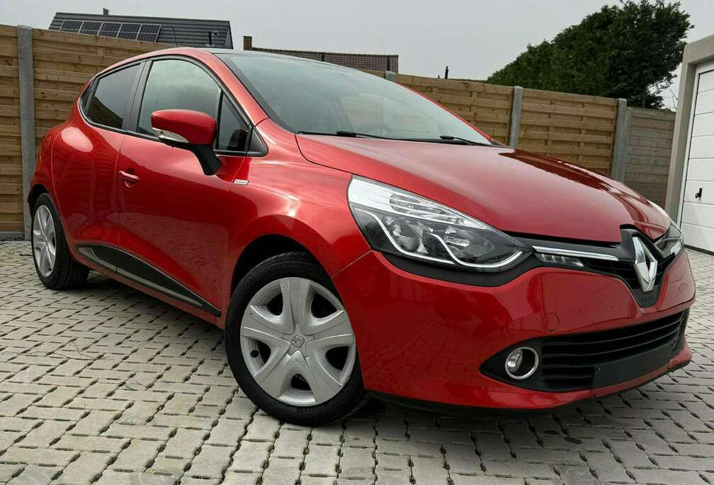 Renault TOIT PANORAMIQUE / GPS / CLIM