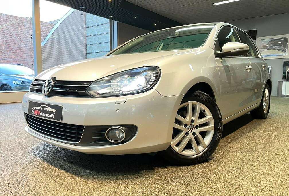 Volkswagen 1.6 CR TDi Highline DSG * Cuir * Xénon * Clim