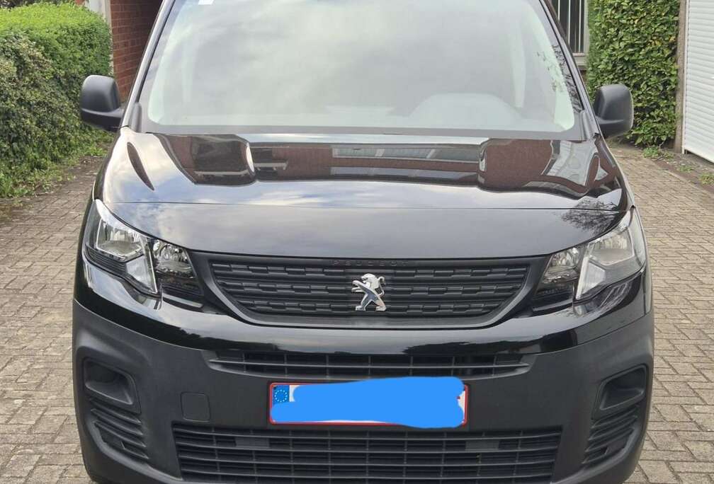 Peugeot 1.5 BlueHDi L1 STD Frigo Hea. S/S (EU6.4