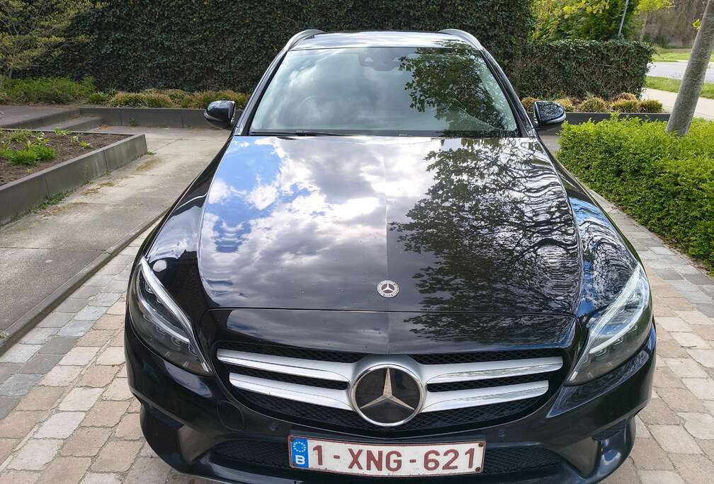 Mercedes-Benz de