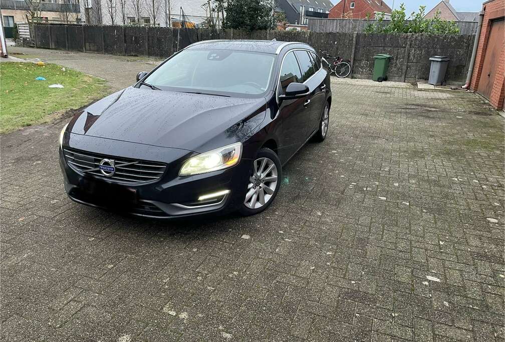 Volvo V60 D4 Geartronic Summum