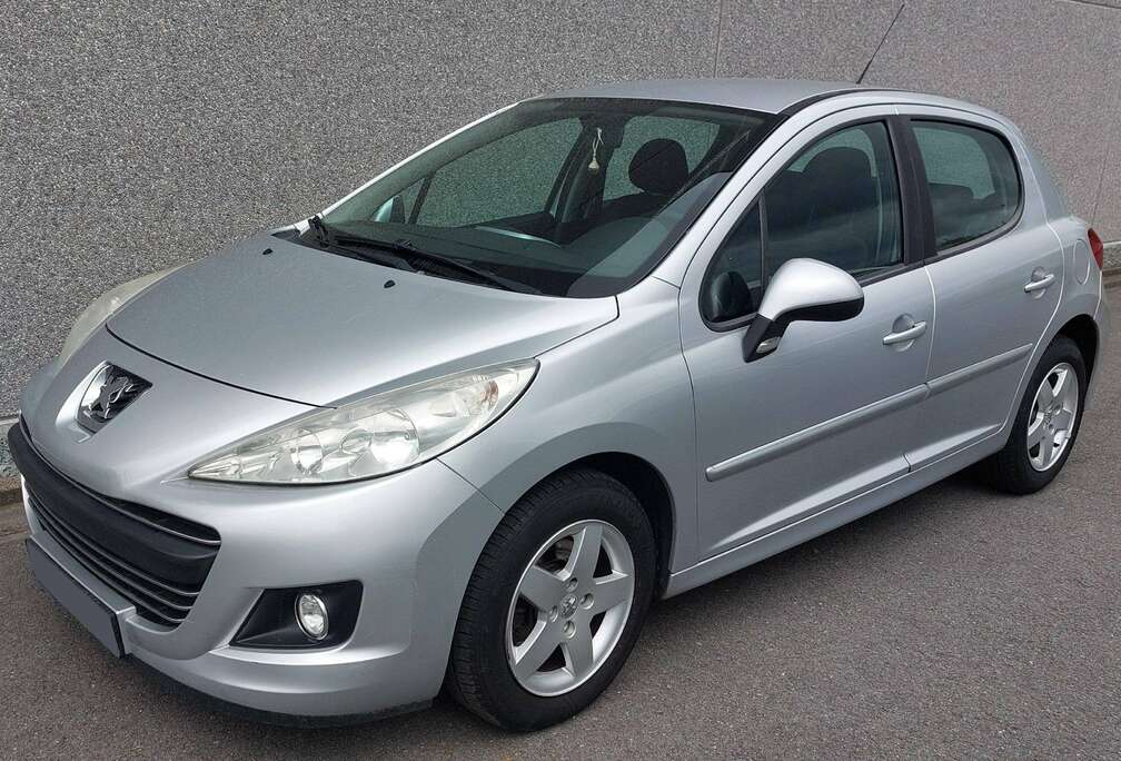 Peugeot 207 1.4i Sporty
