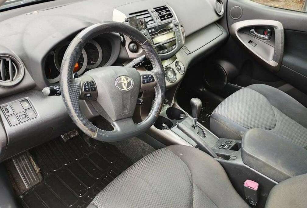 Toyota 158 VVT-i 4WD Lounge MultiDrive S