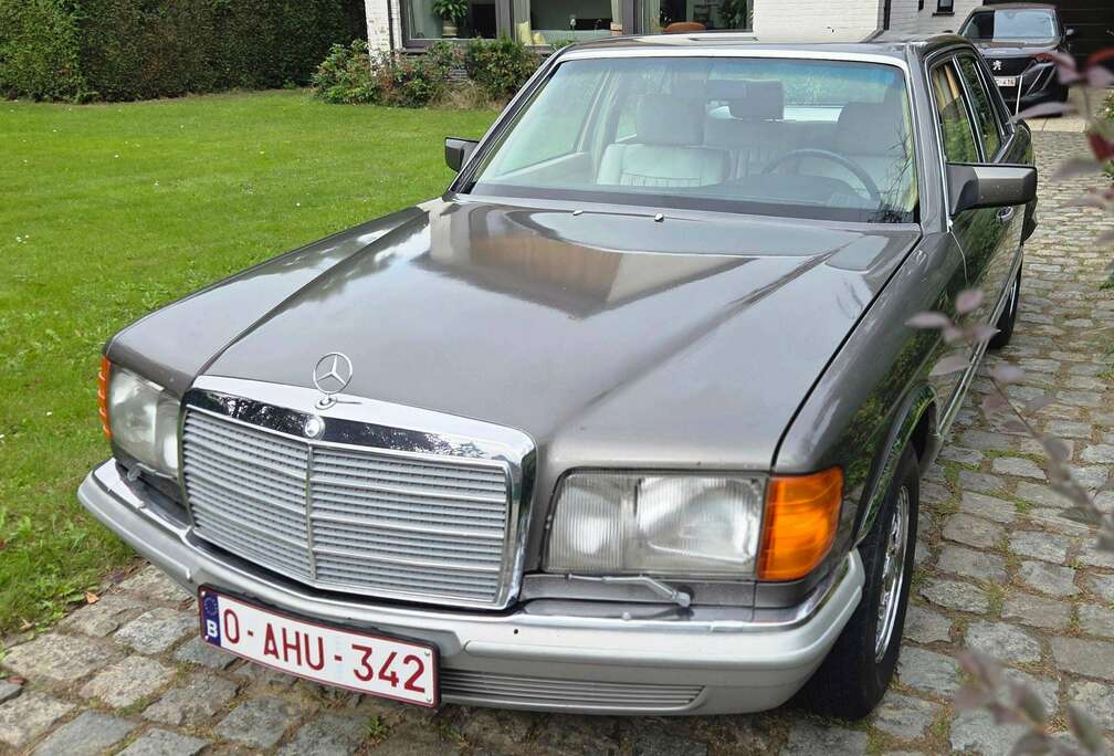 Mercedes-Benz 380 SE
