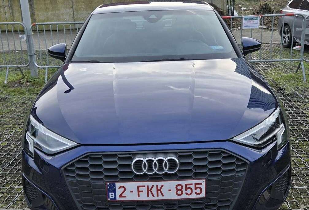 Audi Sportback 30 TFSI Advanced