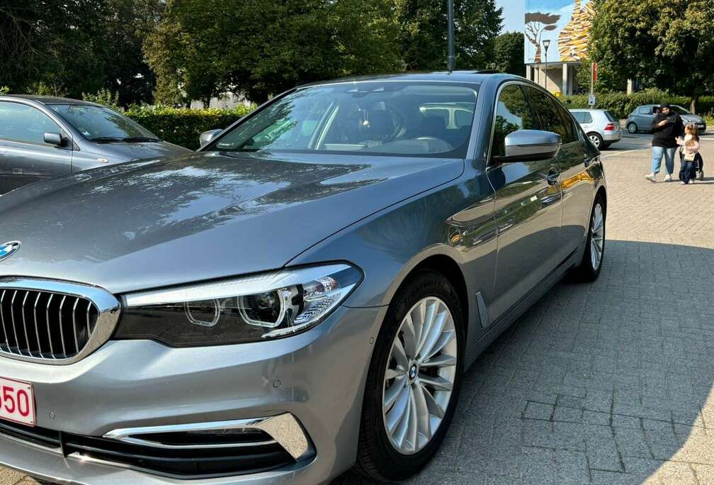 BMW 520i 184 ch BVA8 LUXURY LINE