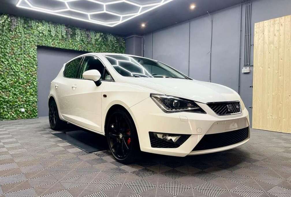 SEAT 1.6 CR TDi FR