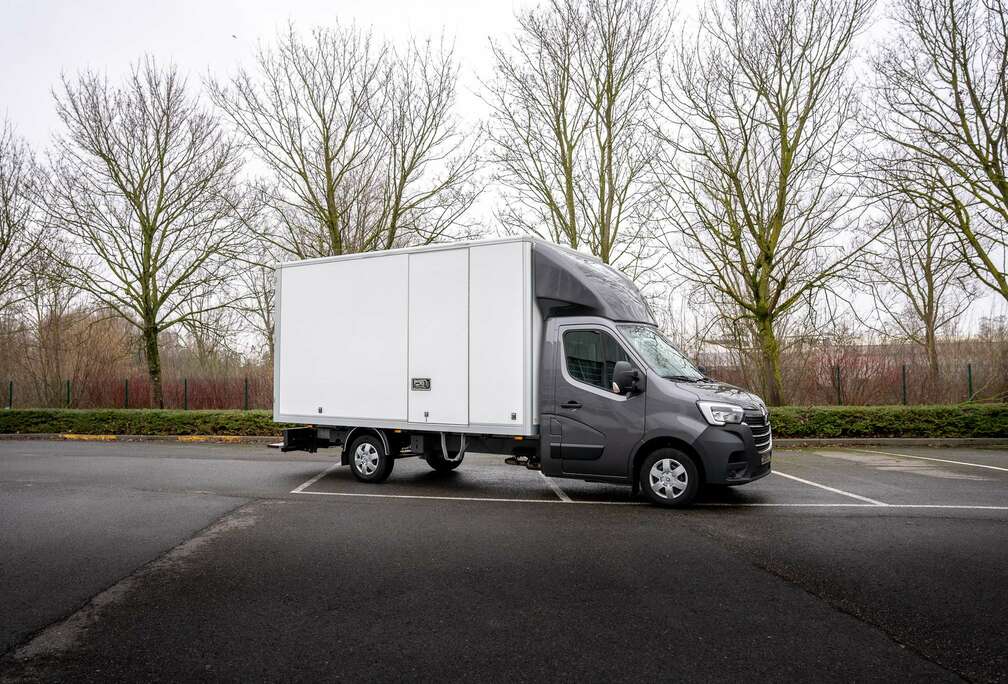 Renault Chassis cabine zonder laadbrug