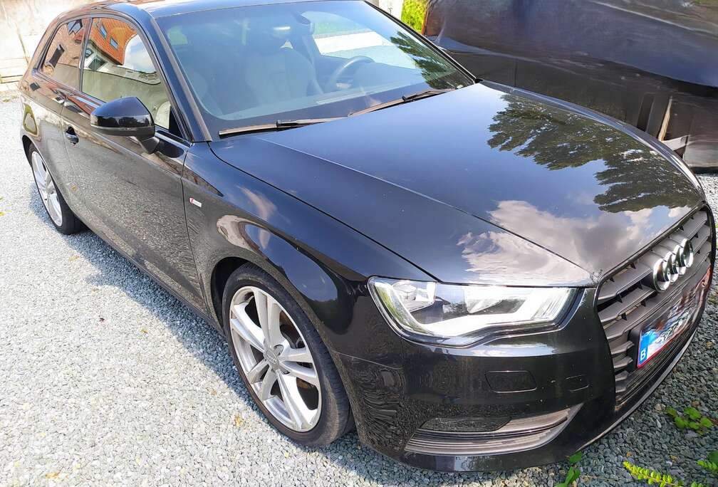 Audi A3 1.6 TDi Ambition S line