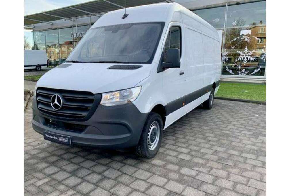 Mercedes-Benz Fourgon 317 CDI 170 ch L3H2 RWD (EU6d)