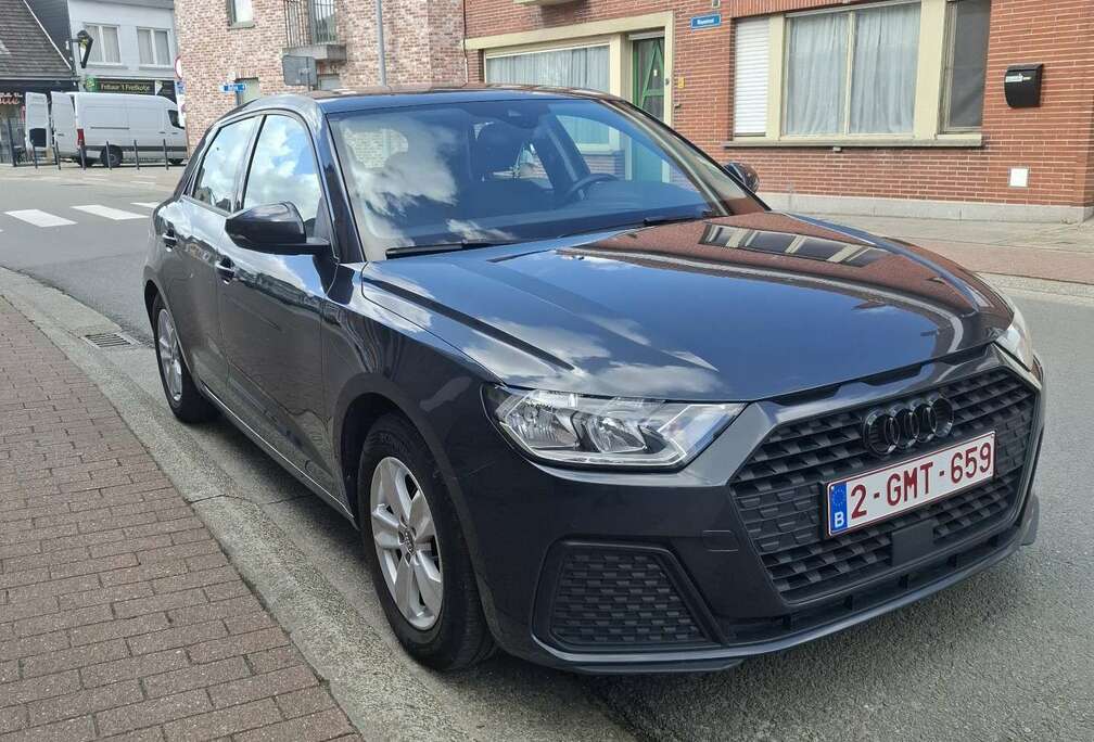 Audi Sportback 25 TFSI