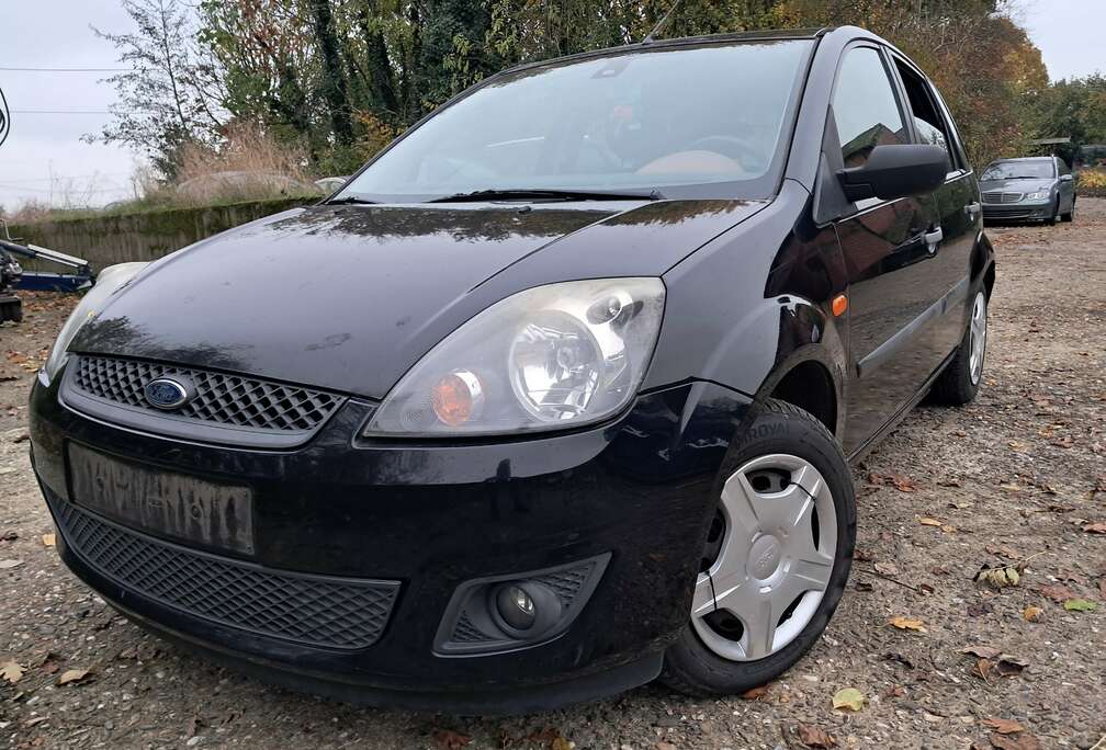 Ford 1.4i 16v Ghia Durashift