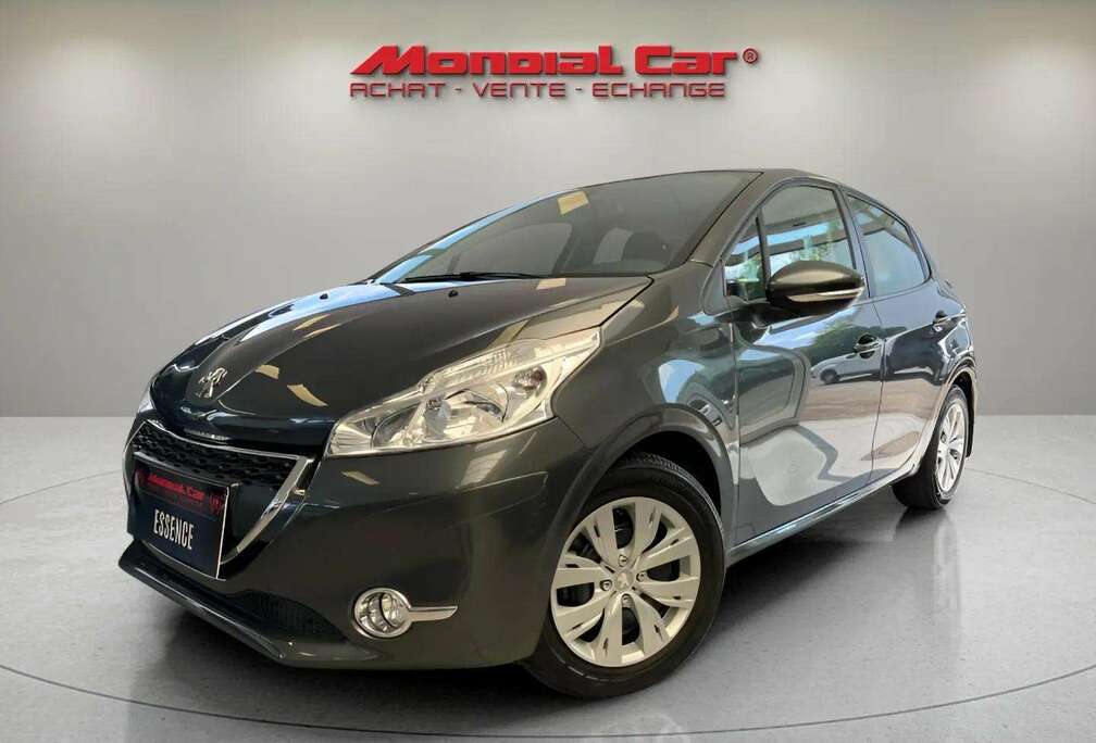 Peugeot 208 1.2i Allure