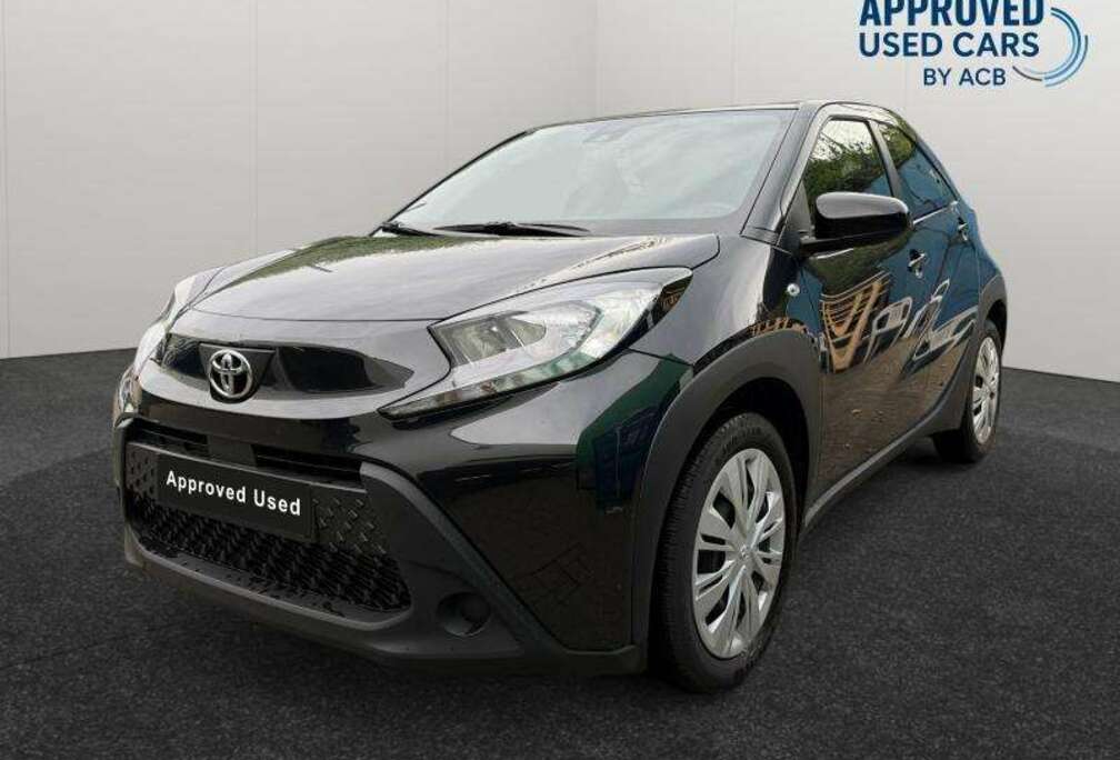 Toyota 1.0 VVT-i Play CVT 5d 53kW