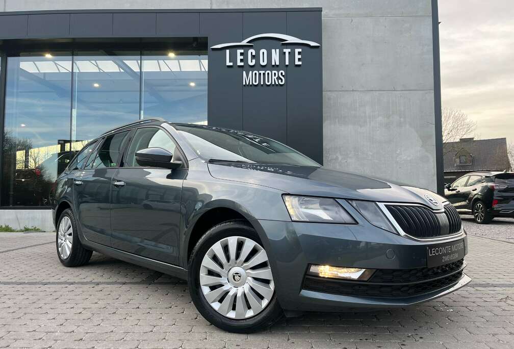 Skoda 1.0 TSI Ambition DSG Gps/Carplay/Camera/ACC/BLTH