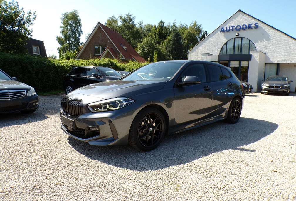 BMW 118iA  M-PERFORMANCE PACK 23.000km!!!!!