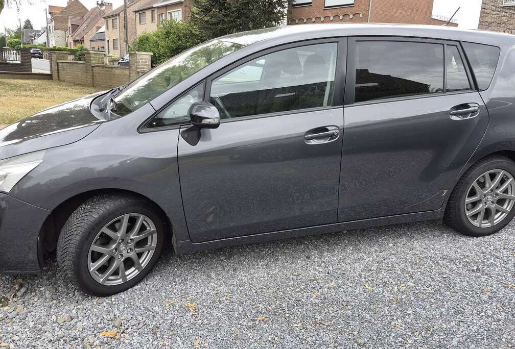 Toyota 1.6 VVT-i Comfort 7pl.