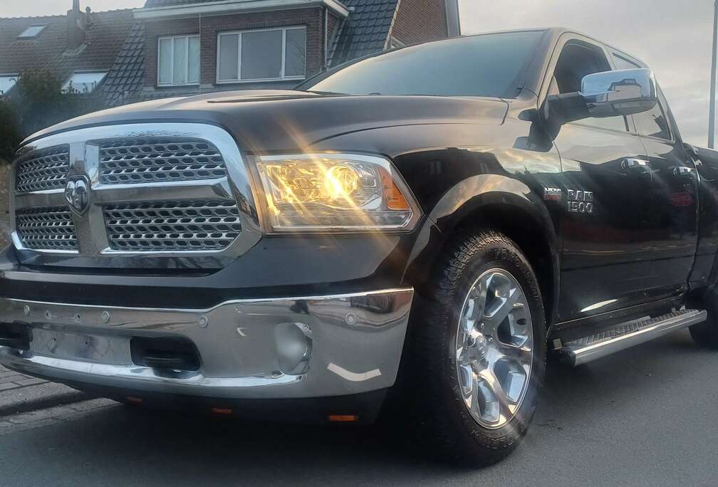 Dodge Laramie black  utilitaire 150 euro de taxe