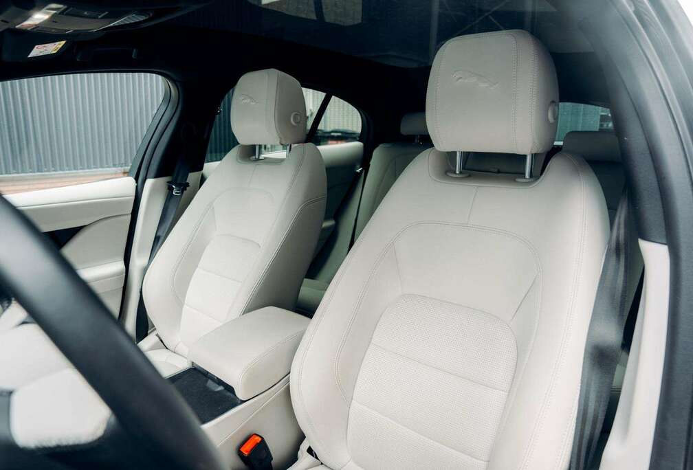 Jaguar I-Pace EV400 AWD R-DYNAMIC HSE