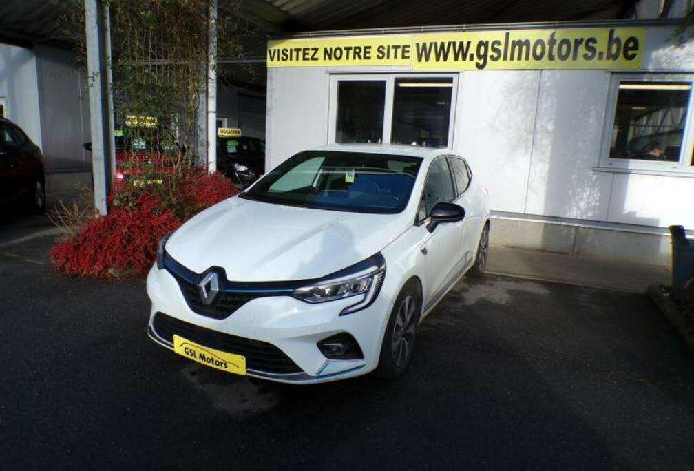 Renault 1.6 E-Tech 1.6 140cv Automatic hybride blanc 03/21