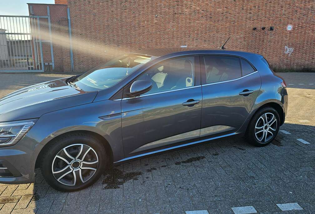Renault Megane TCe 115 GPF ZEN