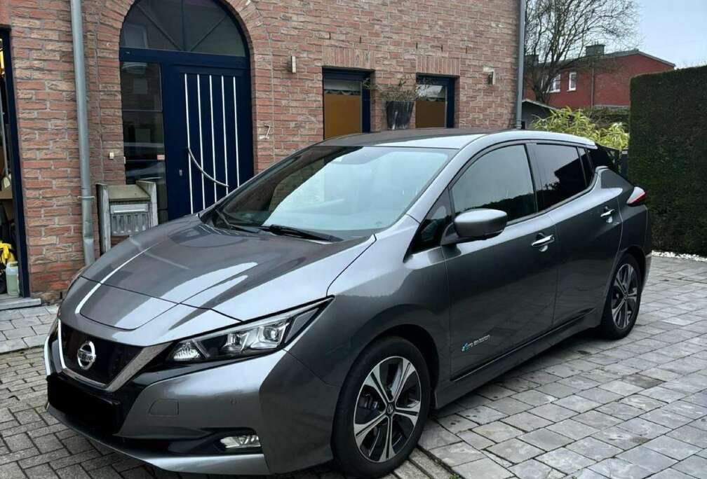 Nissan 40 kWh Tekna (EU6.2)