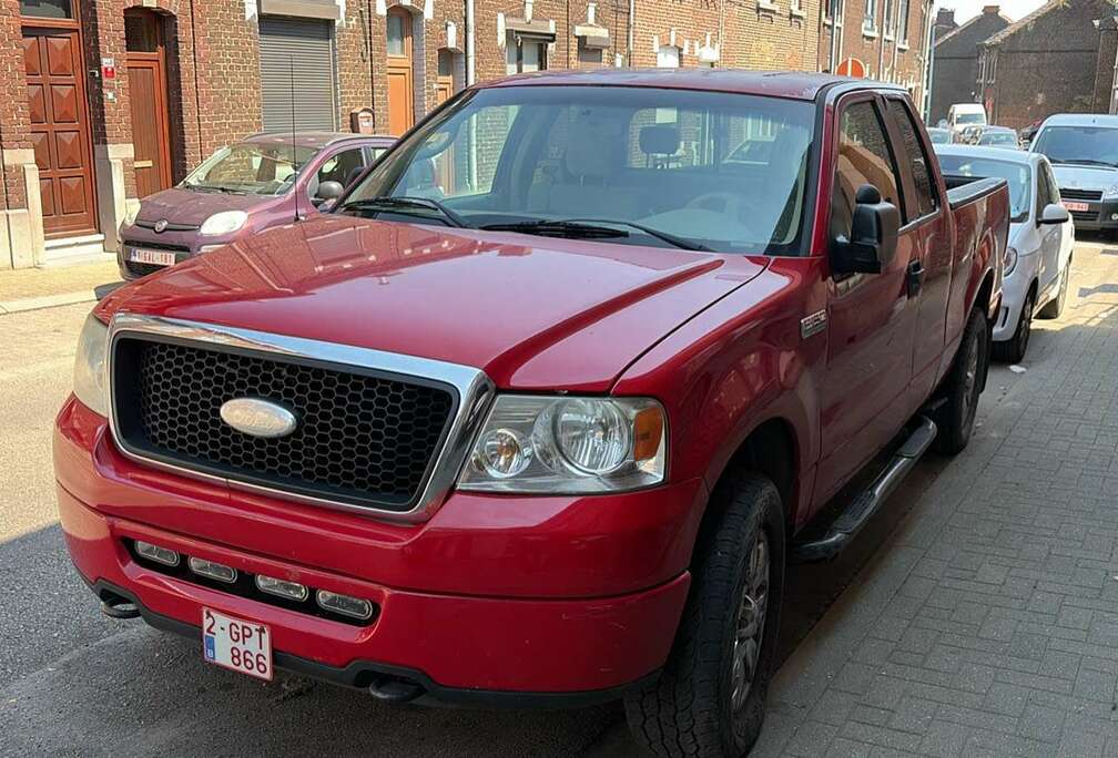 Ford 5.4i V8 Super Cab Lariat Flareside