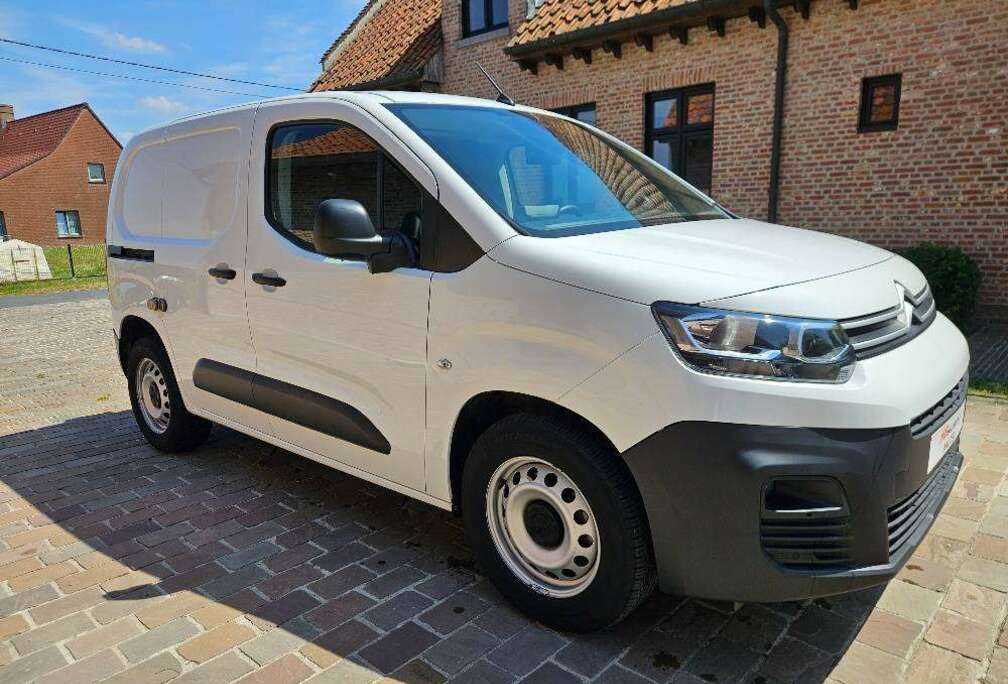 Citroen 1.2 BENZINE AUTOMAAT FULL OPTION 131PK 14008 EX BTW