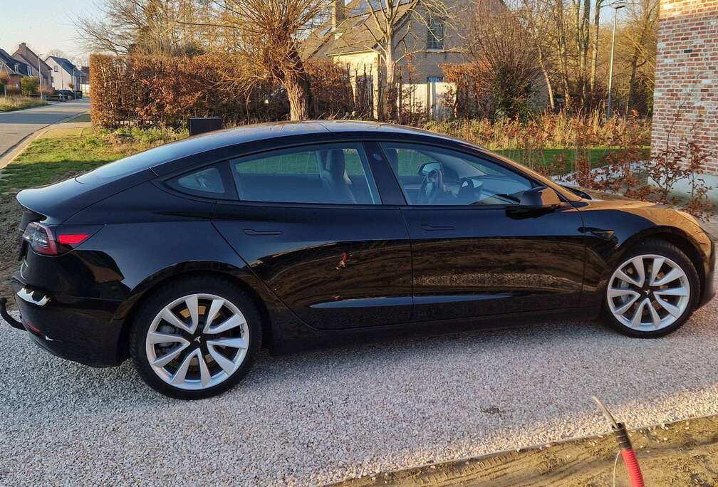 Tesla Model 3 78 kWh AWD Long Range Dual Motor (366kW)