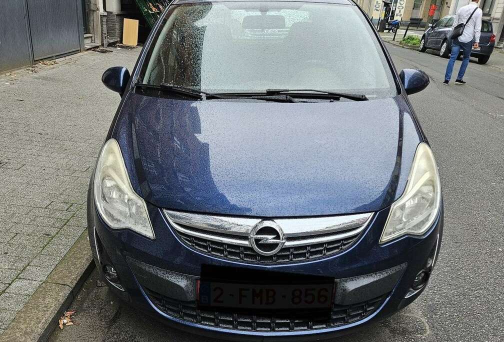 Opel 1.2i essence 2012