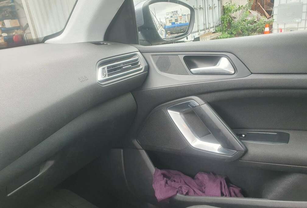 Peugeot SW PureTech 130 Stop & Start Allure