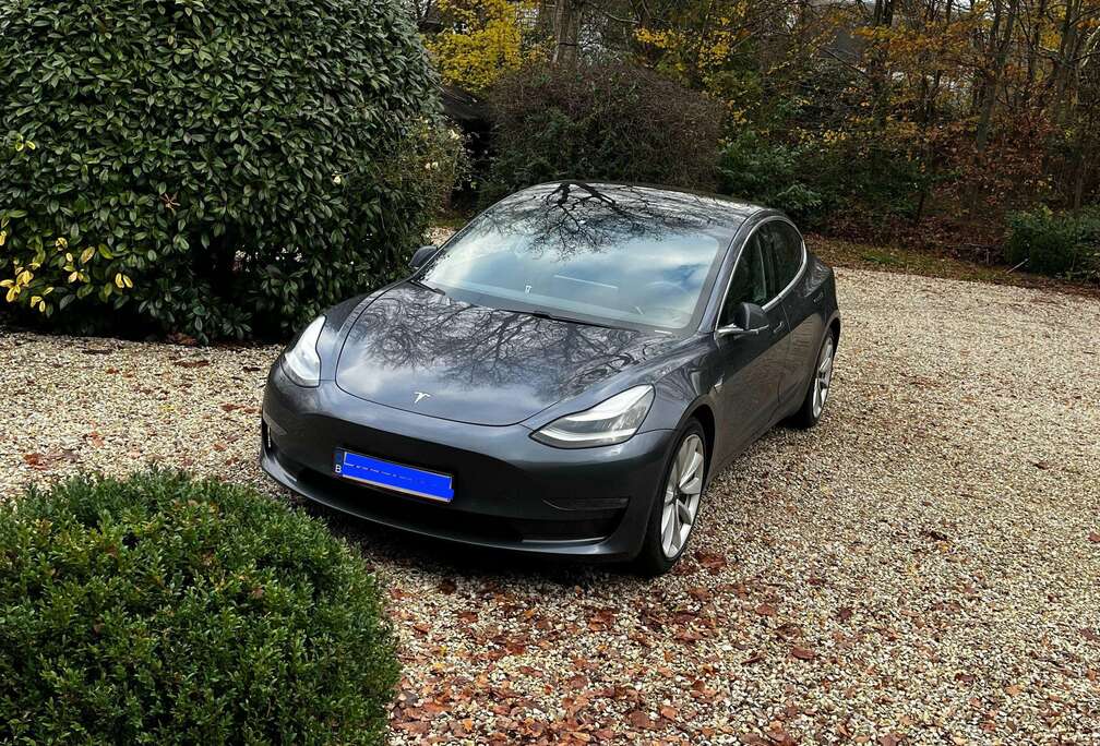 Tesla Model 3 75 kWh Long-Range Dual Motor