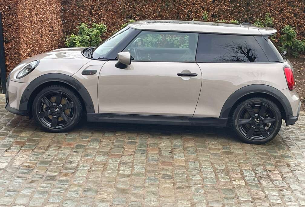 MINI Mini Cooper S Aut. MINI Yours Trim