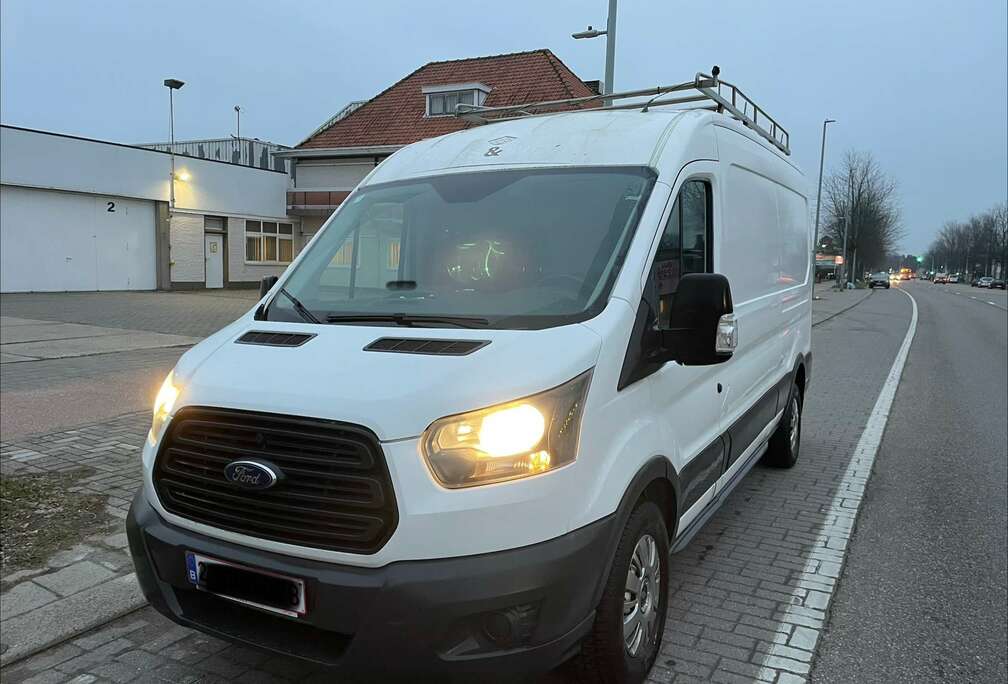 Ford 2.0 TDCi L2H2 AWD Trend