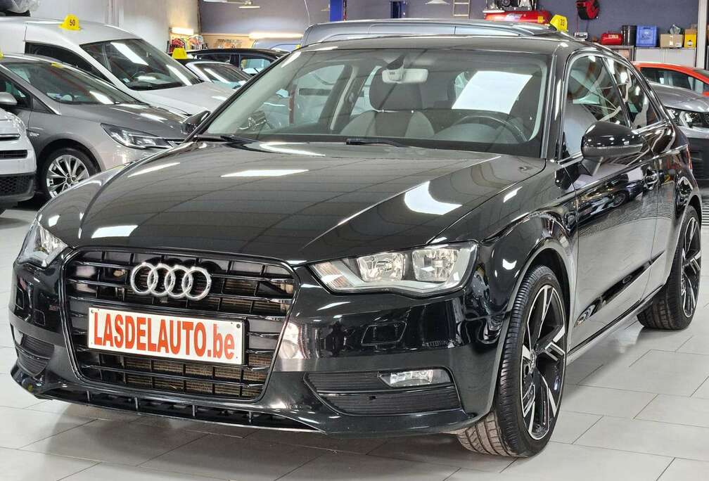 Audi 1.2TFSI Carplay Blue Gps Sensors Alcantara Chauffants Clim