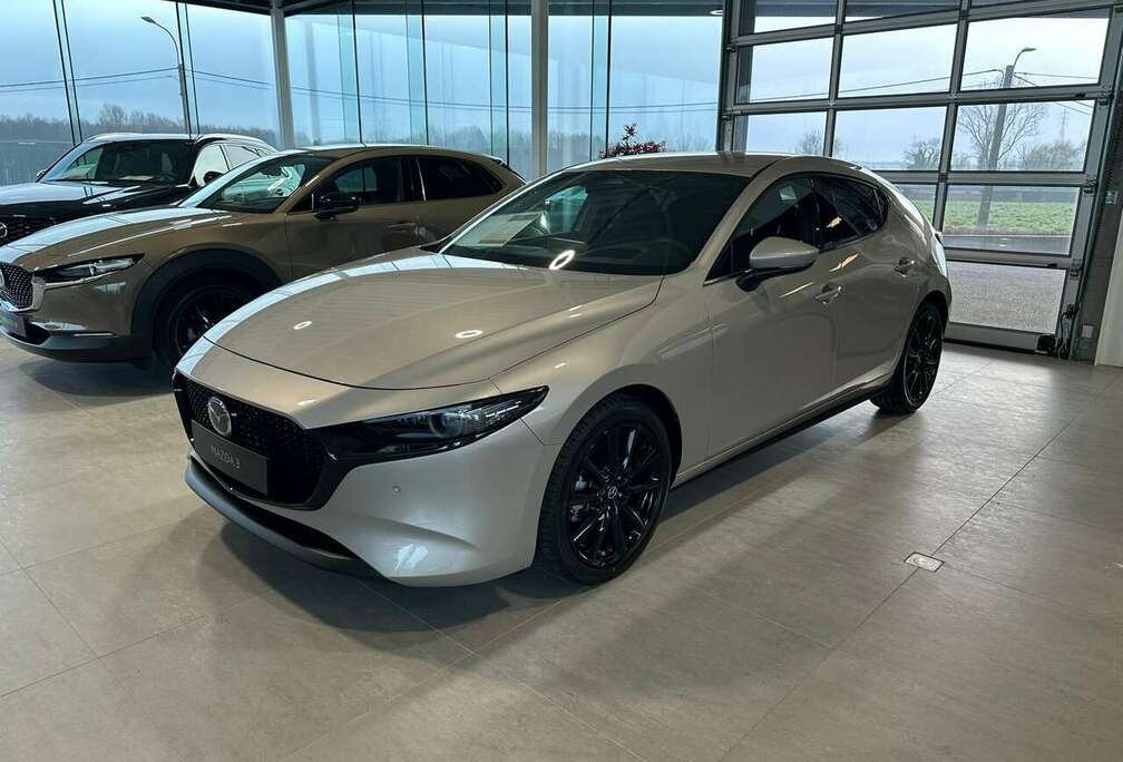Mazda 2.0 e-SKYACTIV-X Centre-line + Desi AUTOMAAT / ...