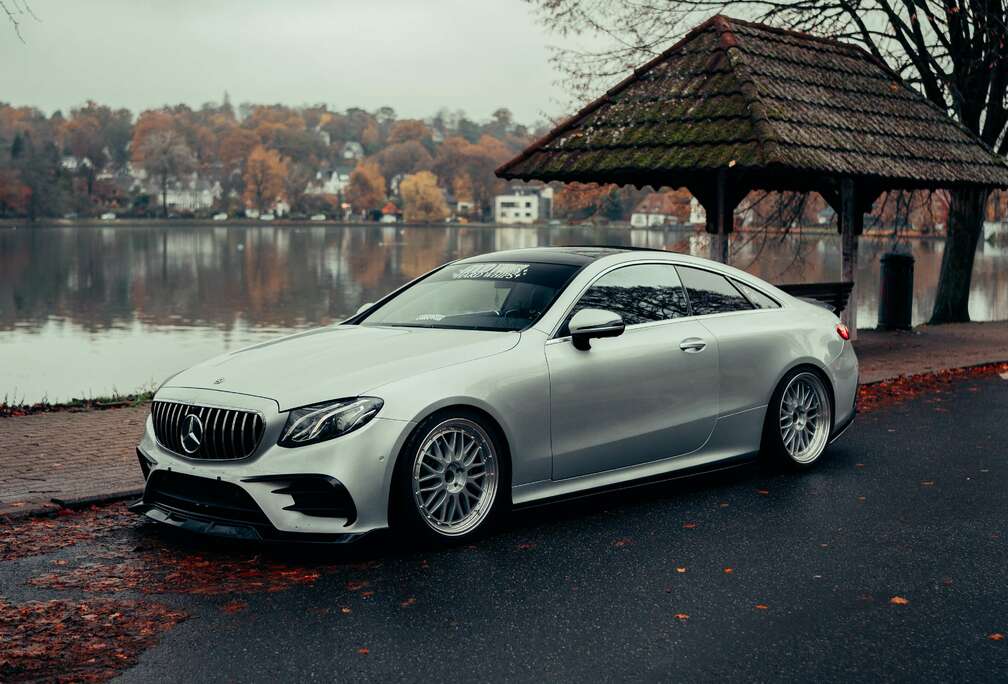 Mercedes-Benz Coupe 9G-TRONIC AMG Line