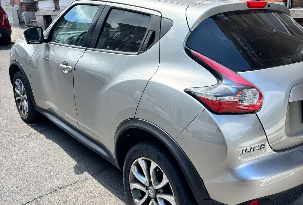 Nissan Juke 1.6i 2WD Connect Edition Xtronic