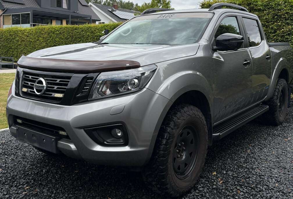 Nissan Navara 2.3 dCi 4WD N-Guard