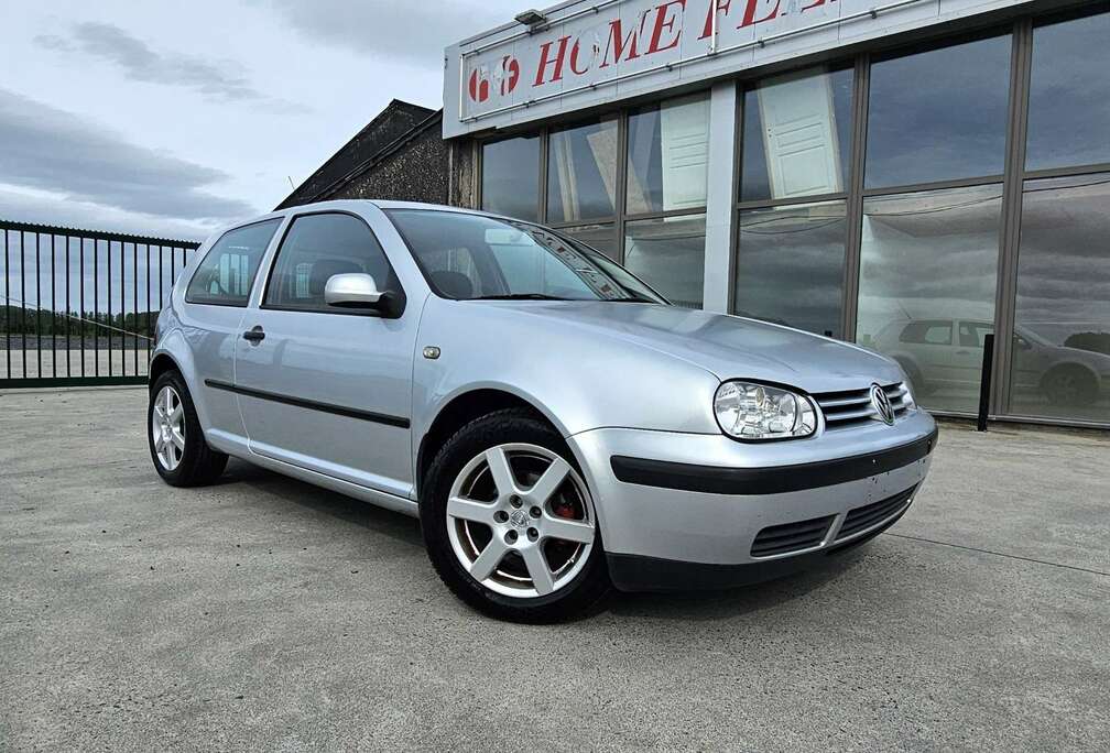 Volkswagen 1.6i Comfortline - Clim