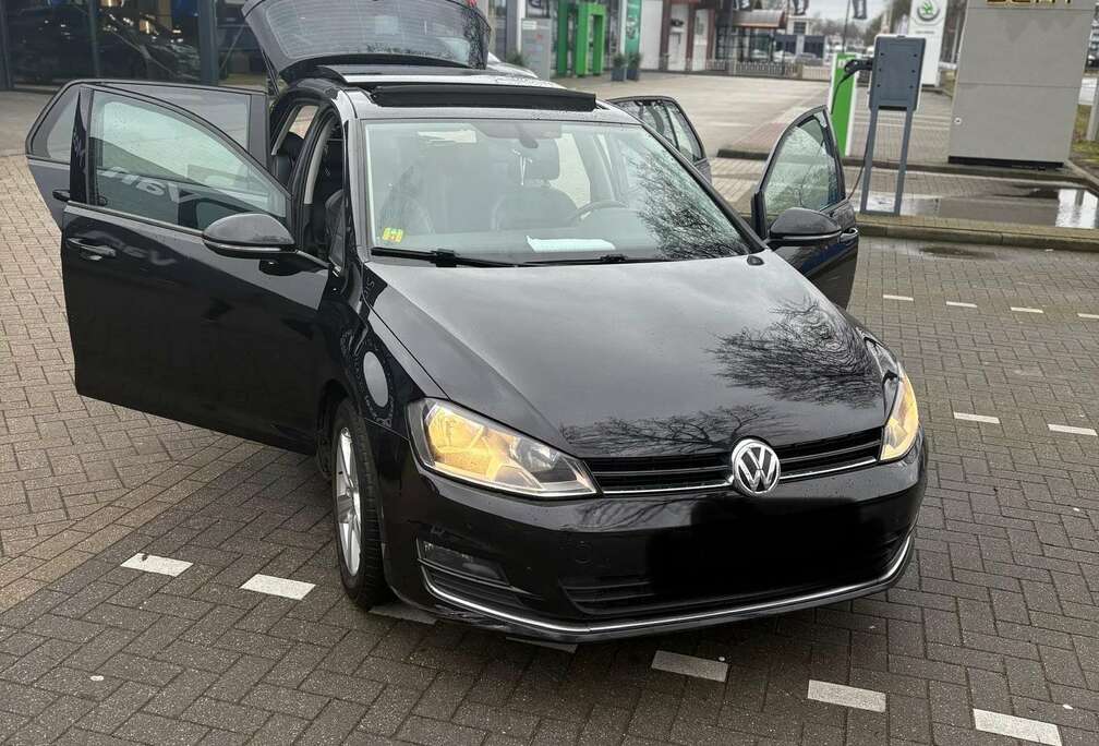 Volkswagen Golf 1.6 CR TDi Highline DSG