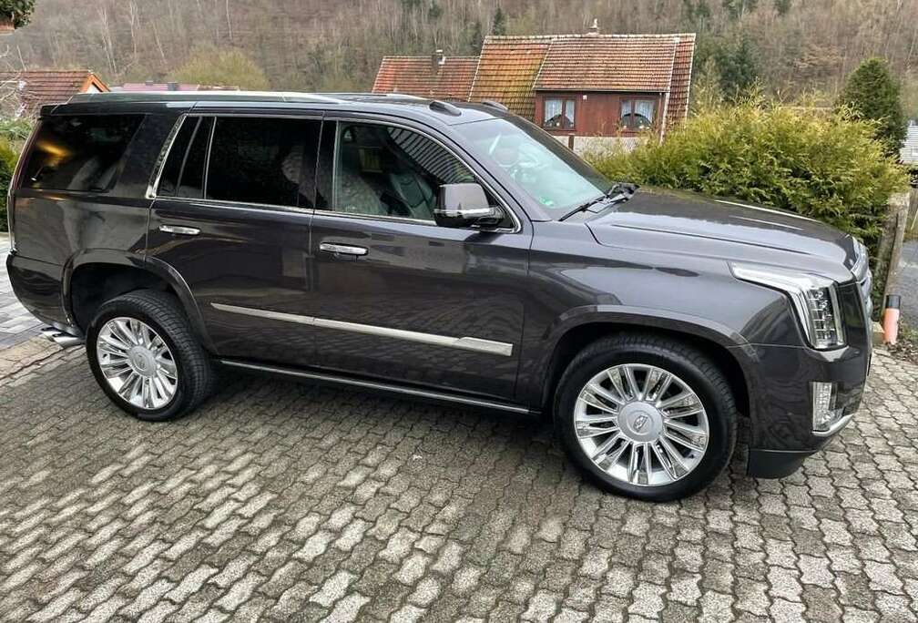 Cadillac Escalade 6.2i V8 Platinum