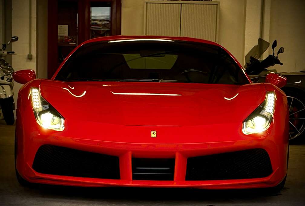 Ferrari 488 GTB 3.9 Turbo V8 F1