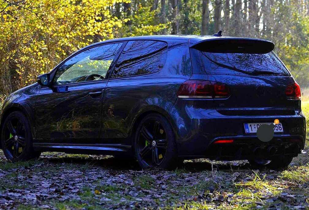 Volkswagen Golf 2.0 TSI DSG