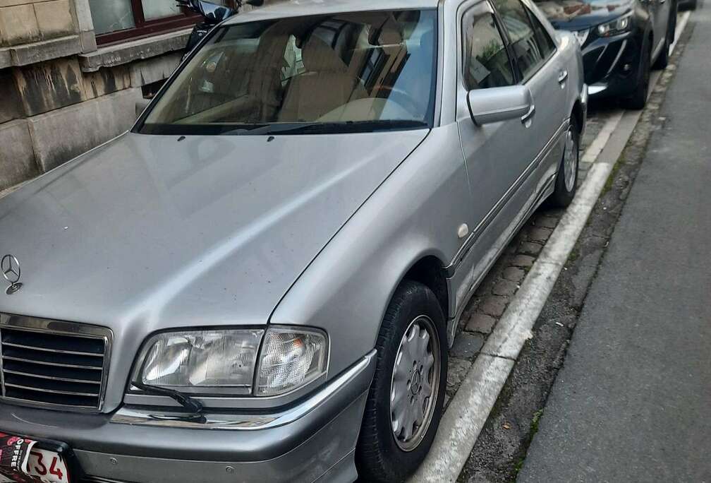 Mercedes-Benz C200  cdi  Elégance