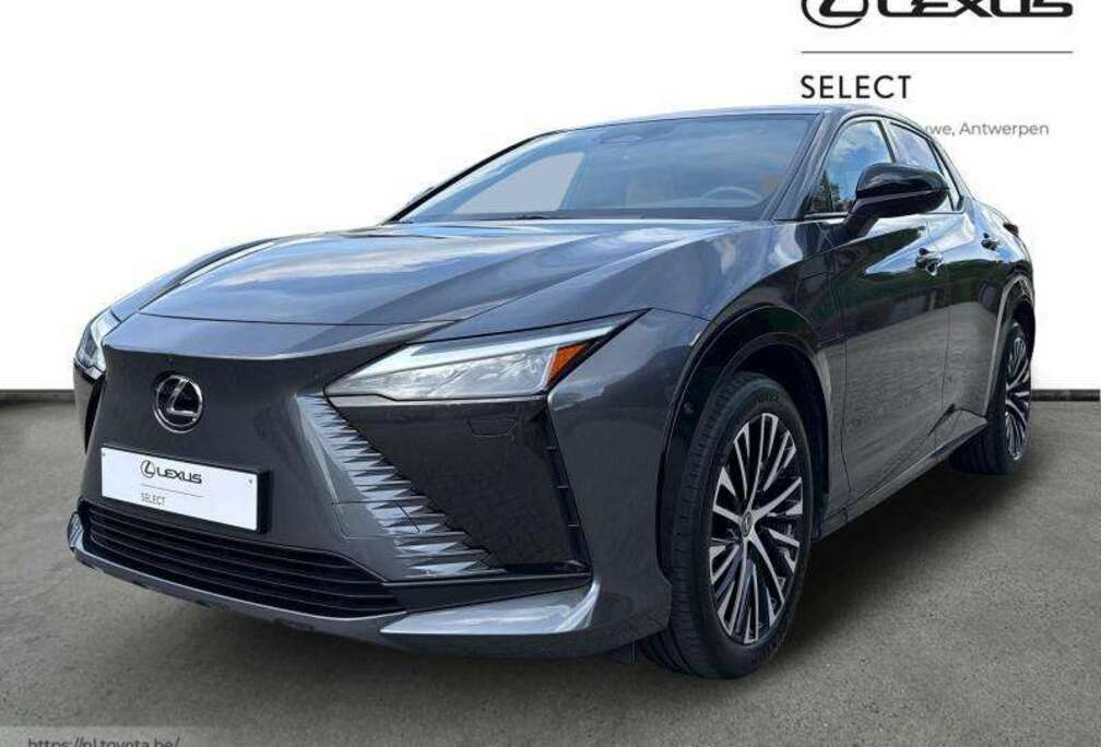 Lexus Privilege Line + Pano