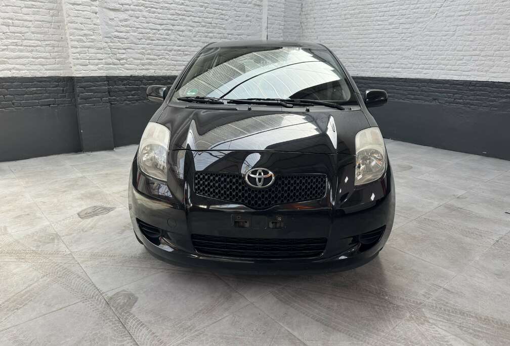 Toyota 1.3i VVT-i 16v Linea Sol