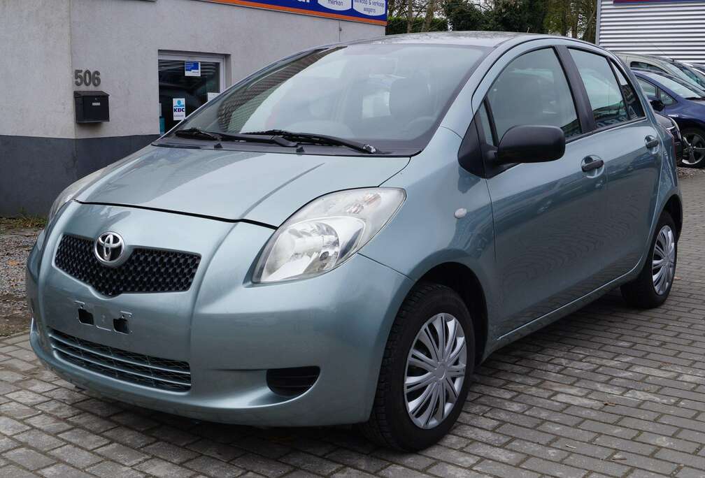 Toyota 1.0i VVT-i Linea Luna (VENDU/SOLD)